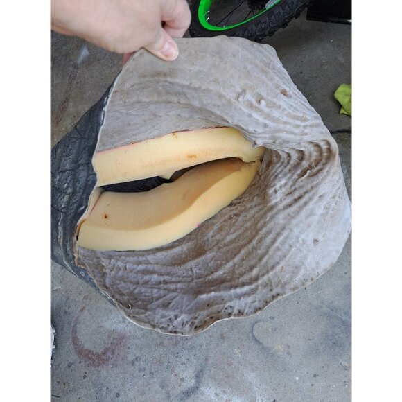 Vintage Jarrasic Park Raptor Mask Halloween Costume 27"by 26" Adult Size Heavy - Picture 4 of 9